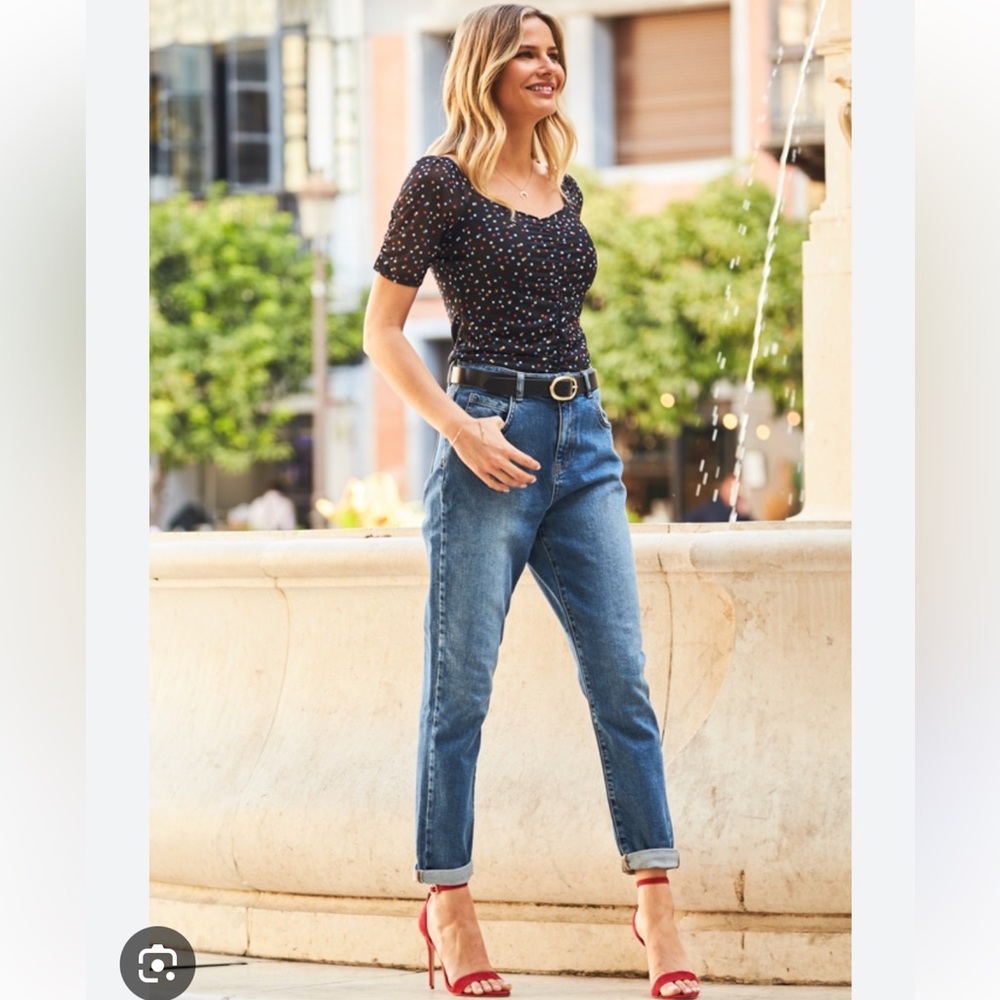 GAP Sky High Mom Jeans